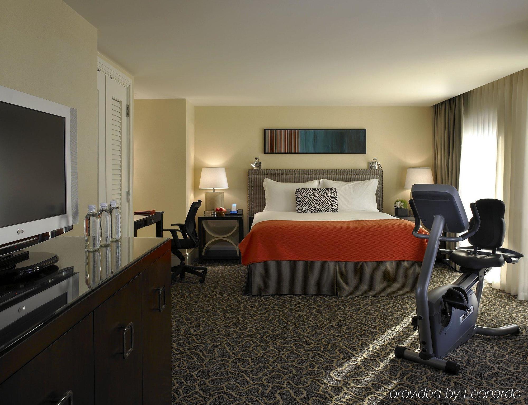 Le Meridien Hotel Arlington