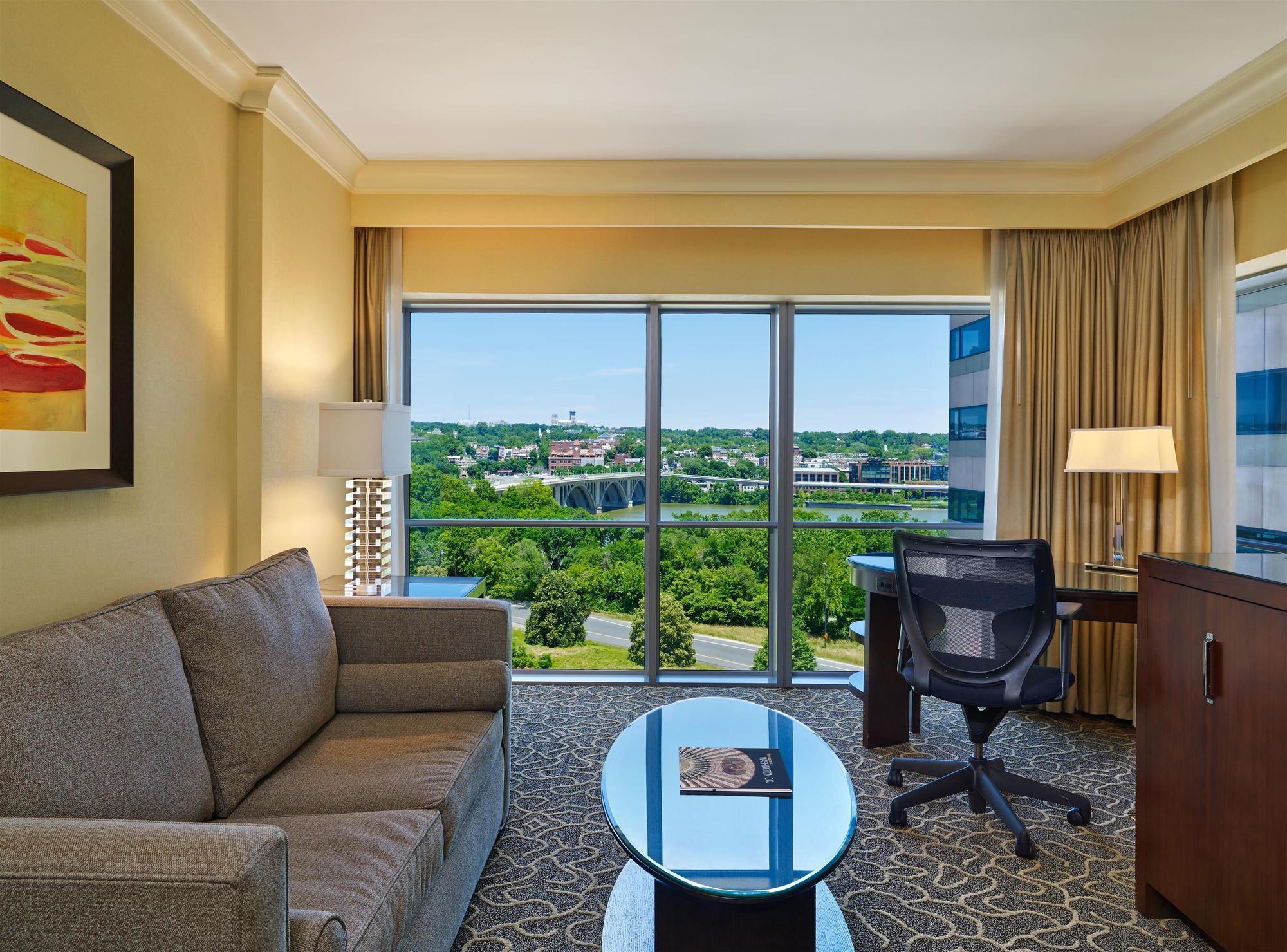 Le Meridien Arlington
