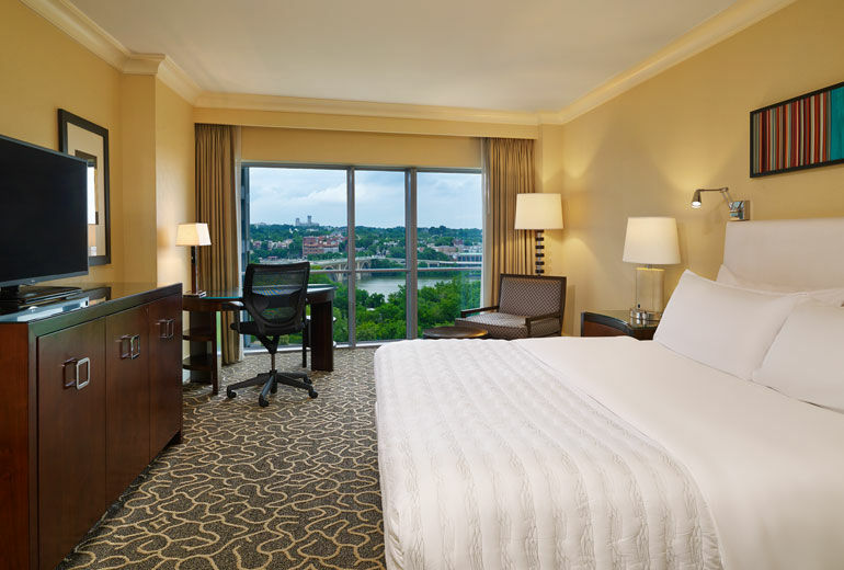 Le Meridien Hotel